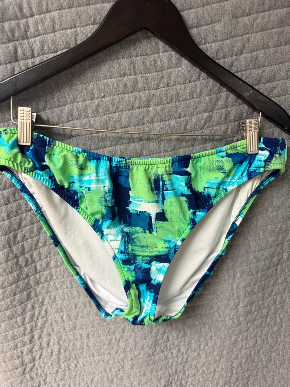 Venus Women’s Blue & Green Classic Scoop Front Swim Bottoms